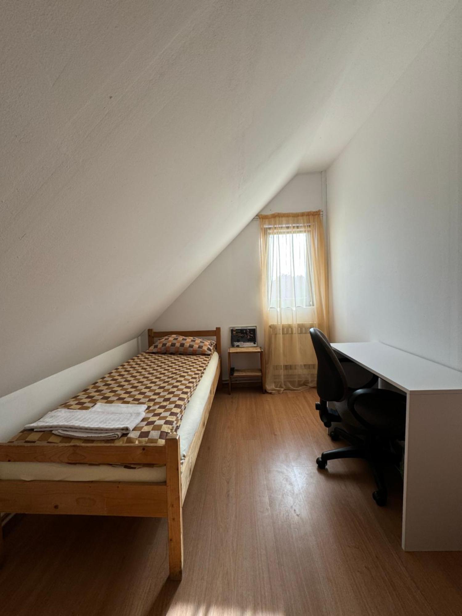 Sport Hostel Cluj Екстериор снимка
